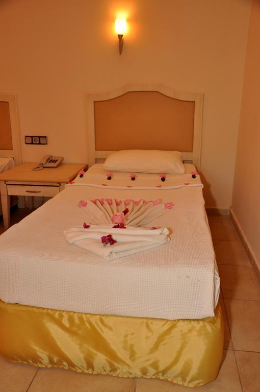 Club Dena Aparthotel Marmaris Szoba fotó